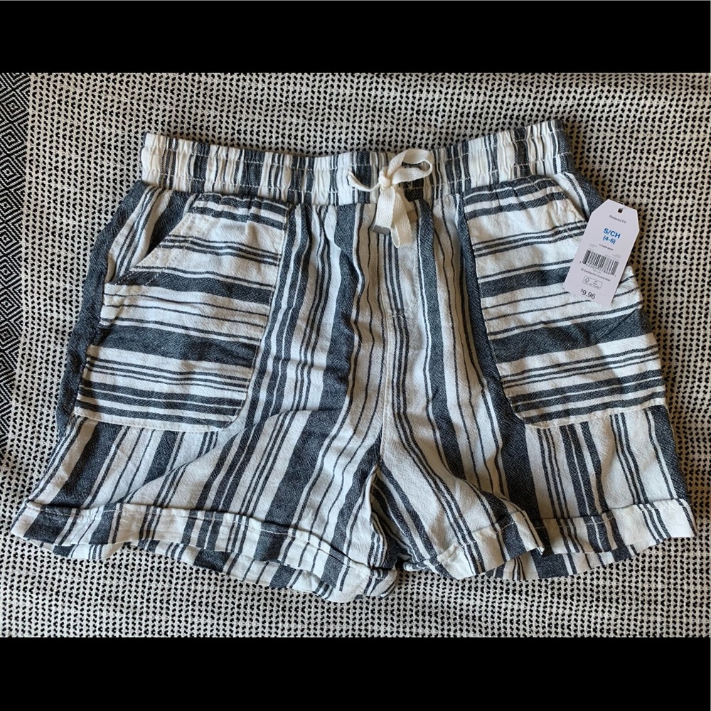 Time and Tru striped linen shorts